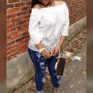 Flower off shower white shirt